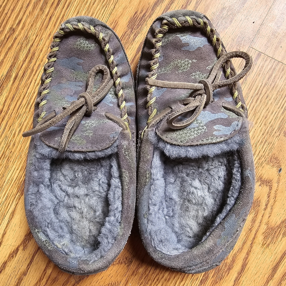 L.L. Bean Kids Slippers
